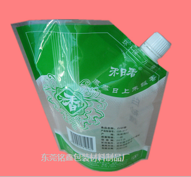 吸嘴自立袋，東莞吸嘴自立袋，東莞銘鑫包裝材料制品廠